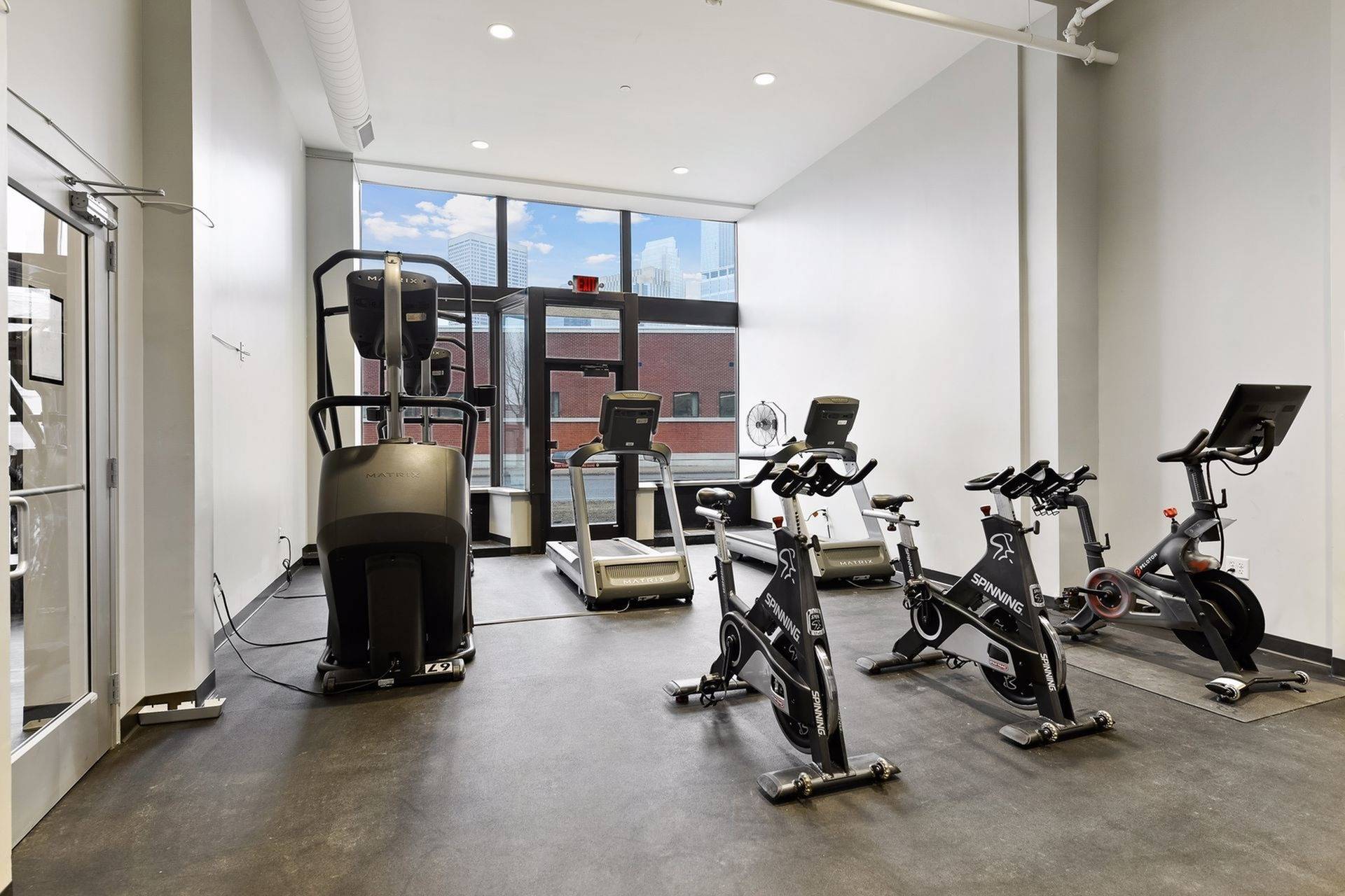 Alden Apartments The Multifamily Advisory Group at Cushman & Wakefield